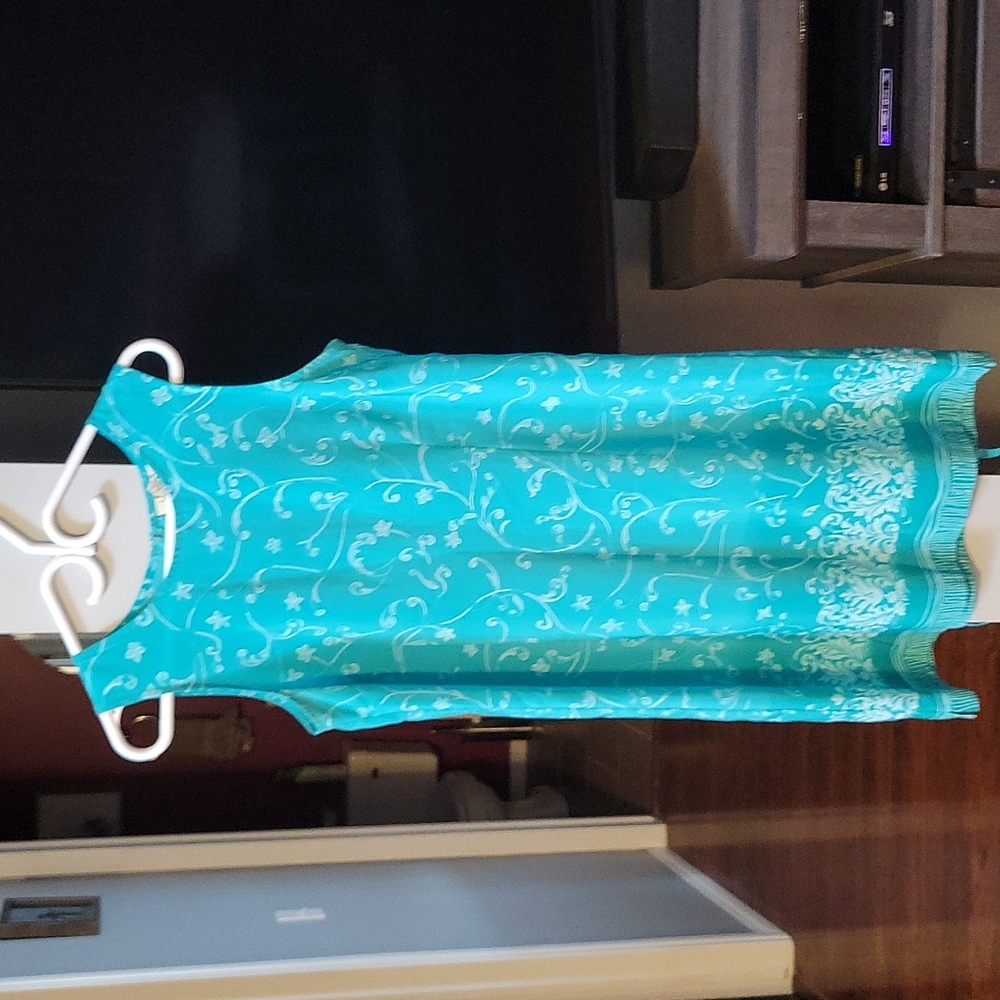 Turquoise and white sleeveless dress